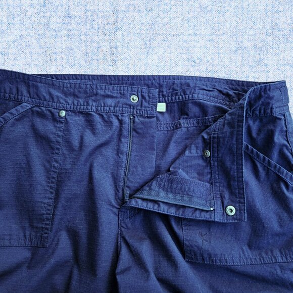 Danskin Now Navy Blue Convertible Length Cargo Capri/Bermuda -12/14 - Picture 11 of 13
